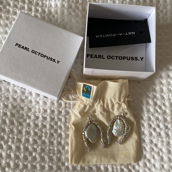 PEARL OCTOPUSS.Y Earrings - Picture 5 of 5